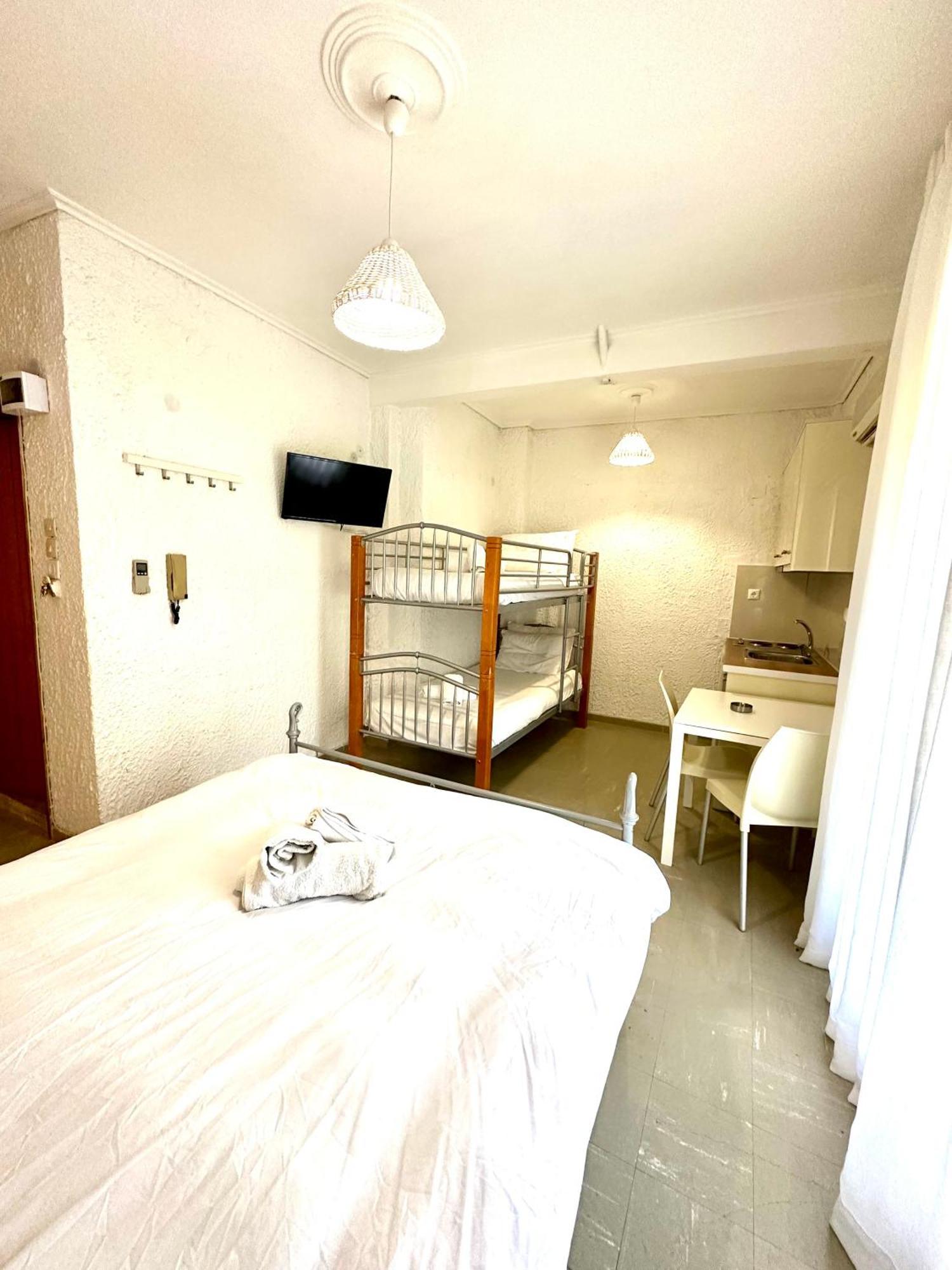 Katerina Apartments Neos Pirgos Exterior foto